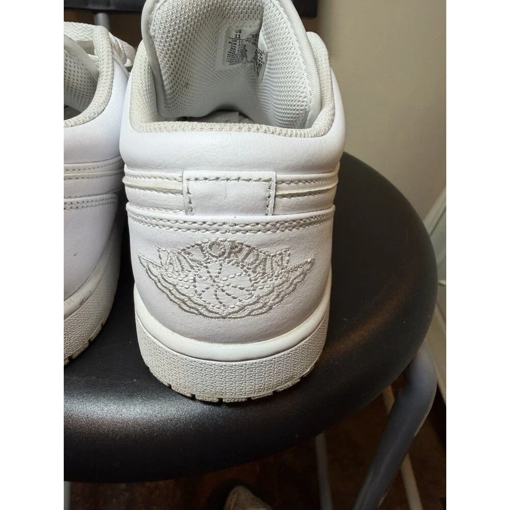 Air Jordan 1 Low Triple White Men’s Size 11 553558-136 2022 Clean No Box